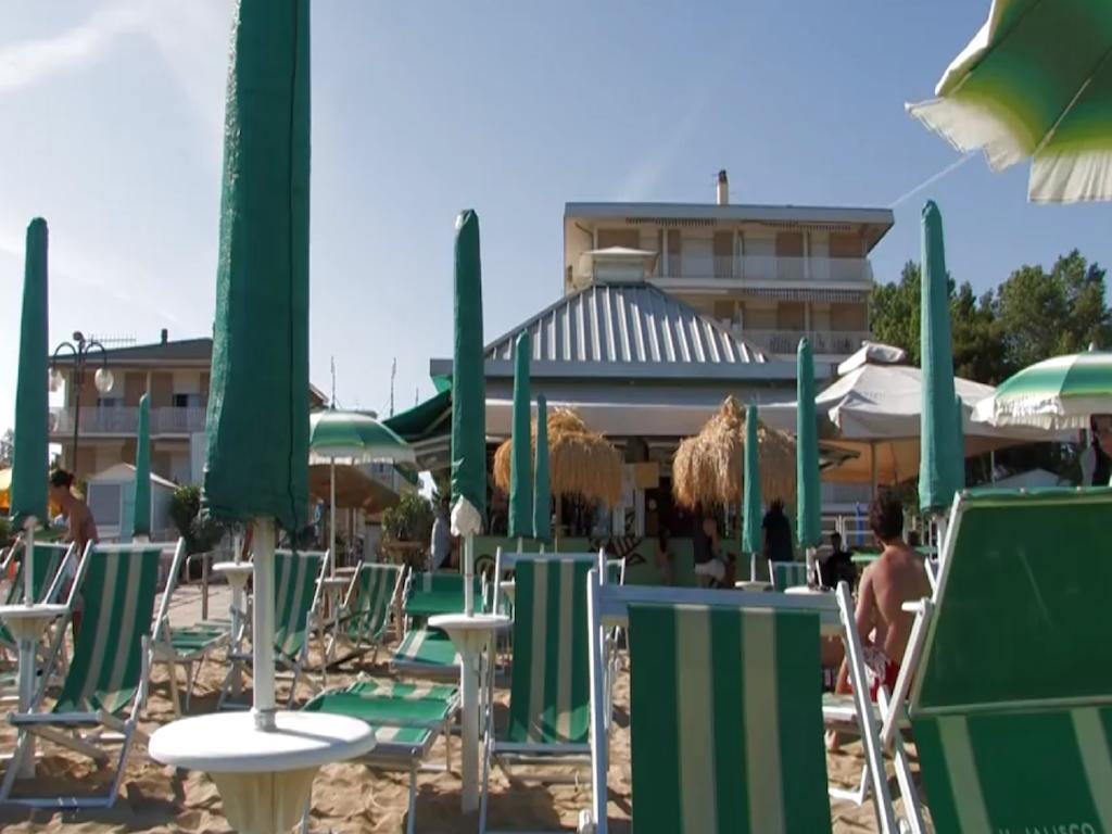 Acapulco Beach Lido di Jesolo Exterior foto